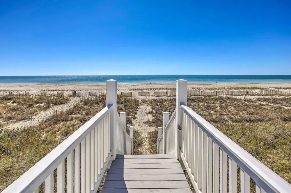 Marvelous Oceanfront Home w/ Stunning Views