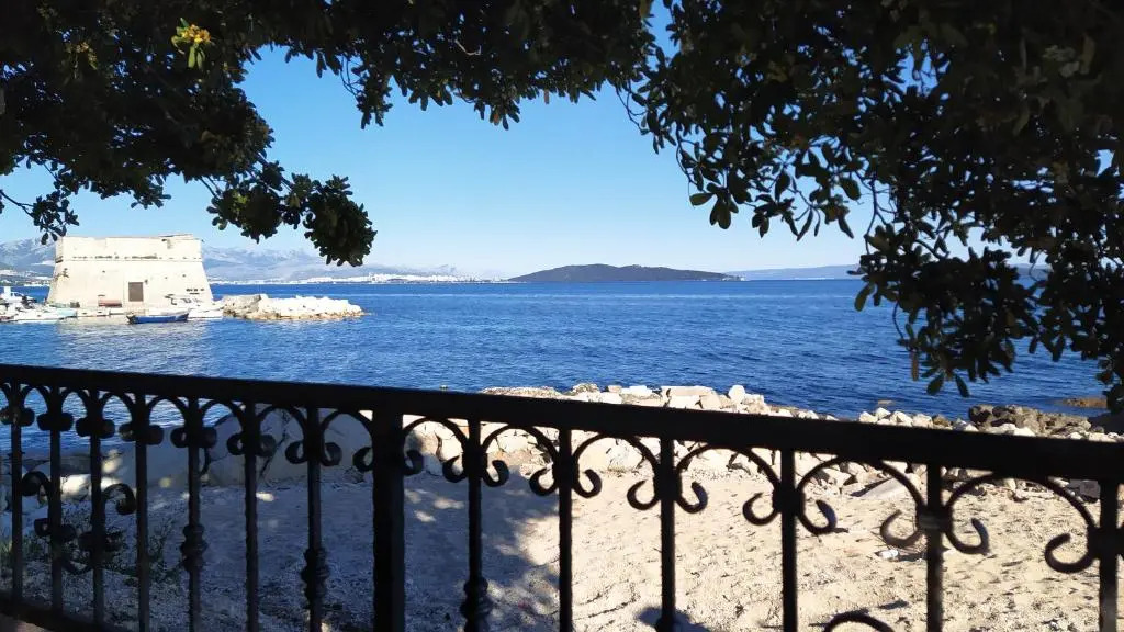 Apartment Mornar