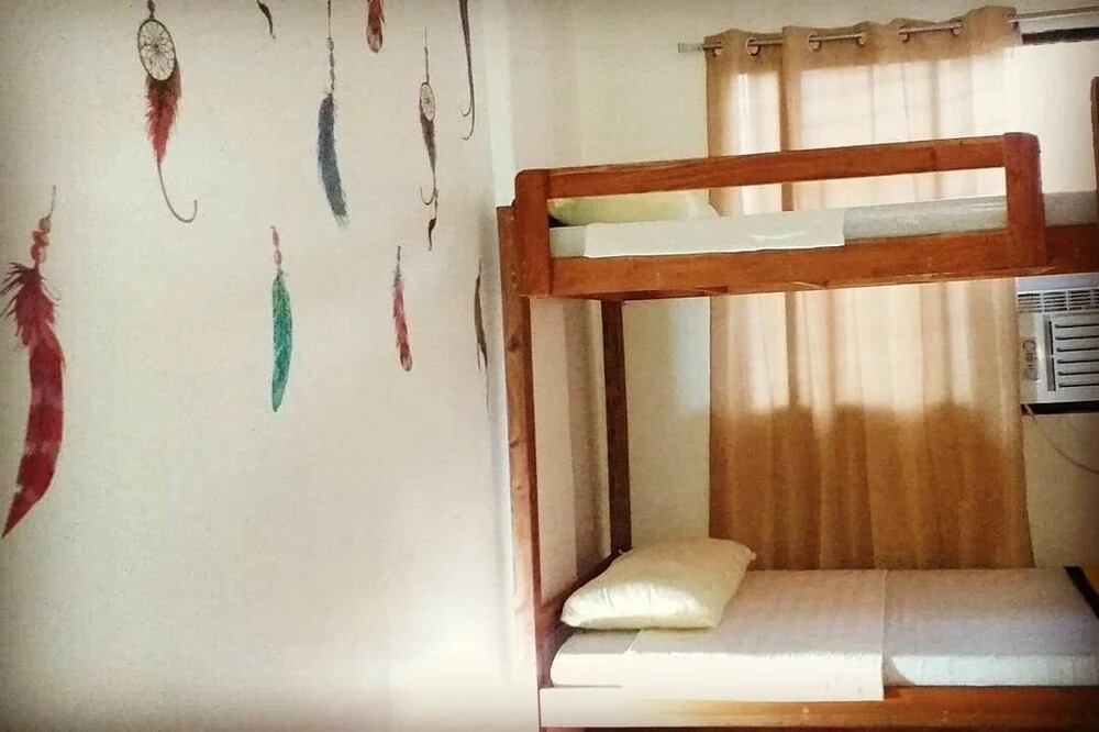 B Hive Dormitory - Hostel