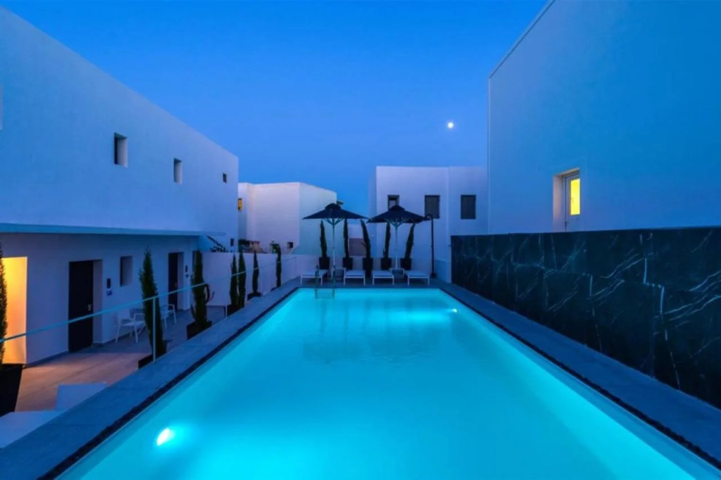 Central Boutique Hotel by Naoussa Hills - Adults Only