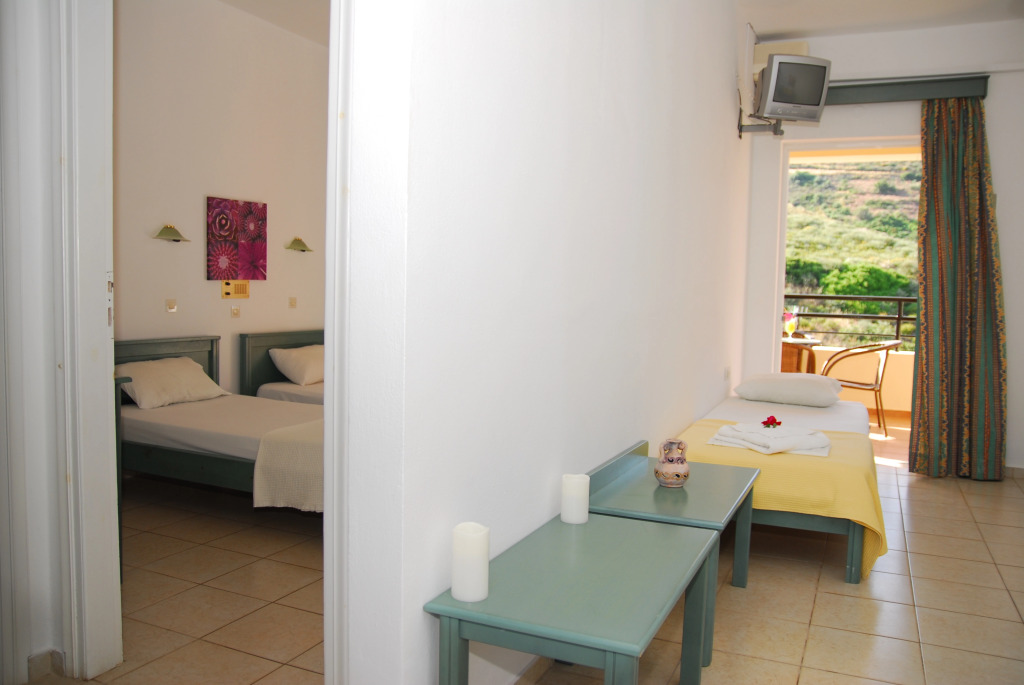 Elpis Studio Apartments