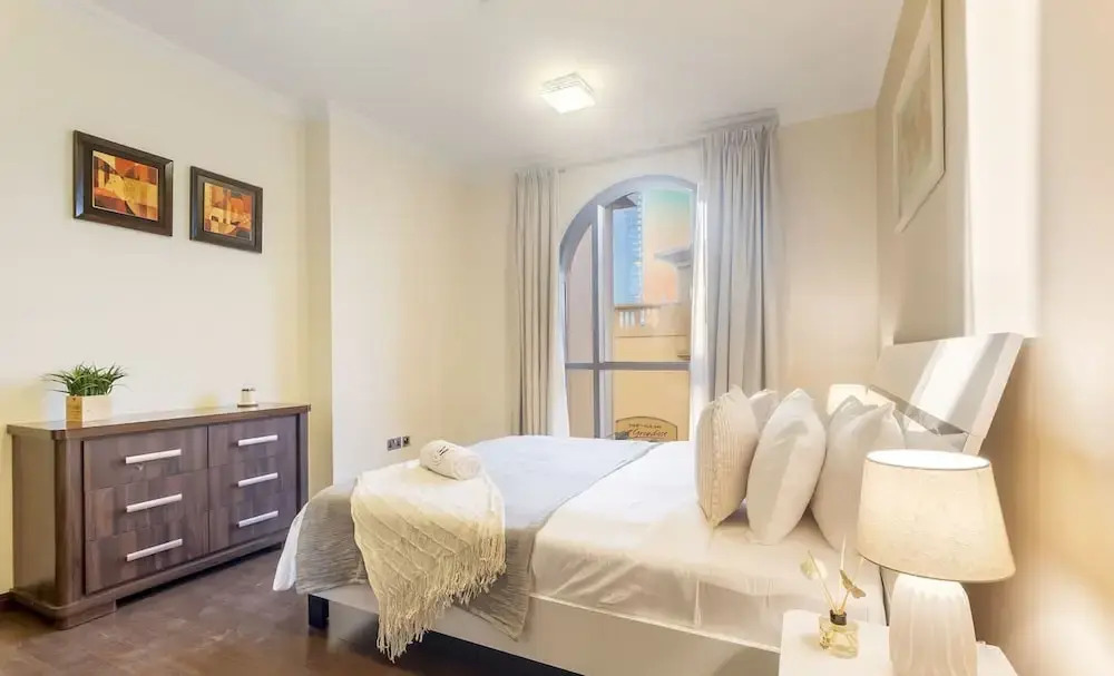 Lux 3BR Maid s Apt in JBR Near Top Attractions
