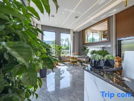 Thousand stars praise homestay