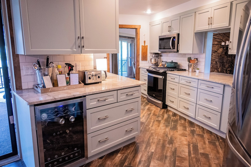 2 Mi to Winter Park & Alto Lake! Family Retreat