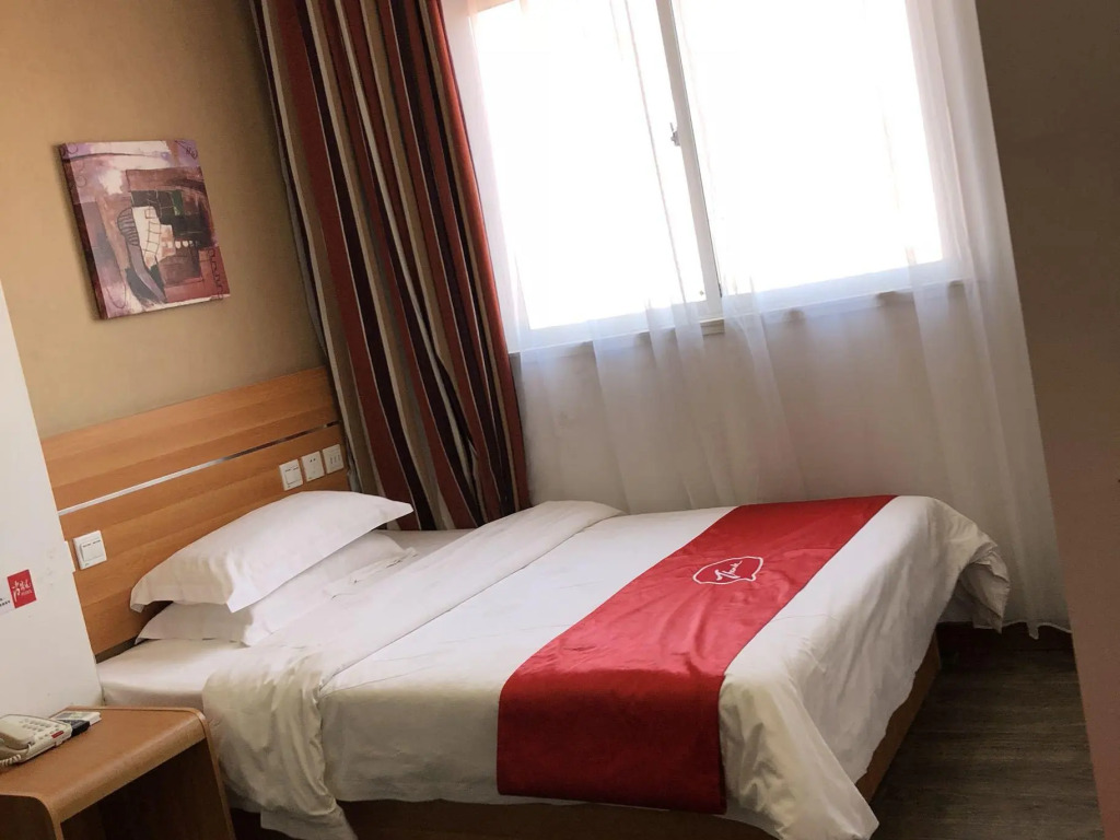 Thank Inn Plus Hotel Huizhou Huicheng District Building 3
