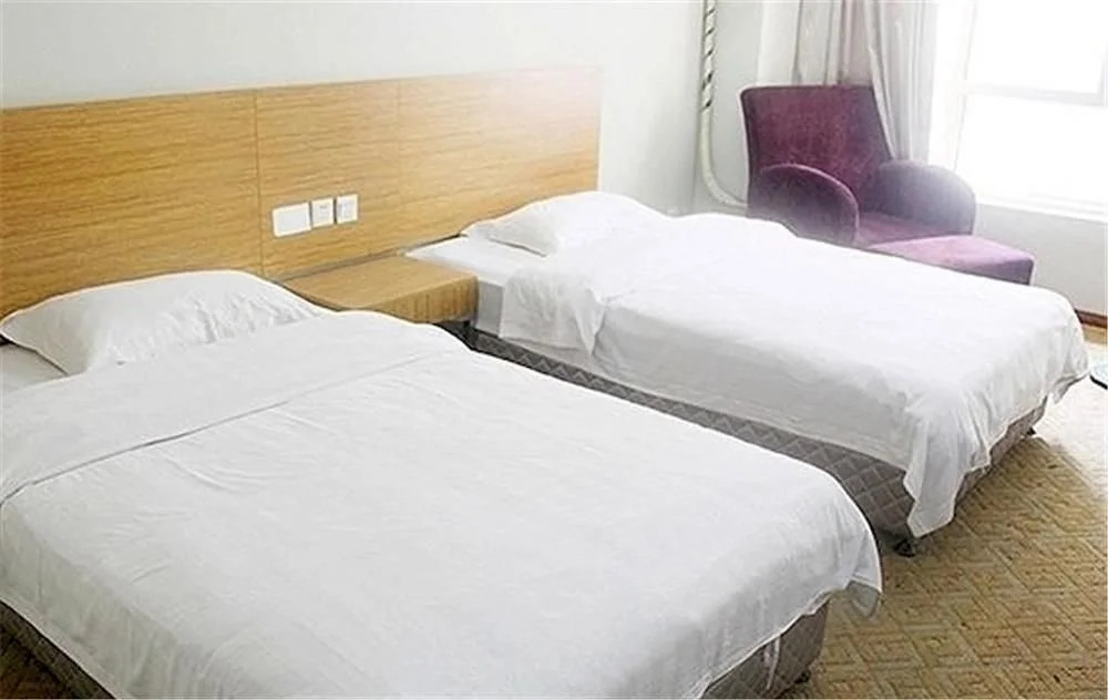 Bazaar Fashion Hotel