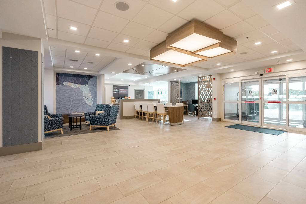 Holiday Inn Express Hotel & Suites Cocoa Beach by IHG