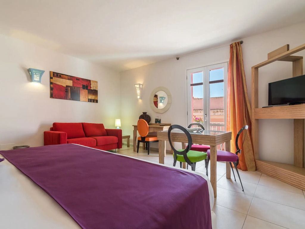Nichotel
