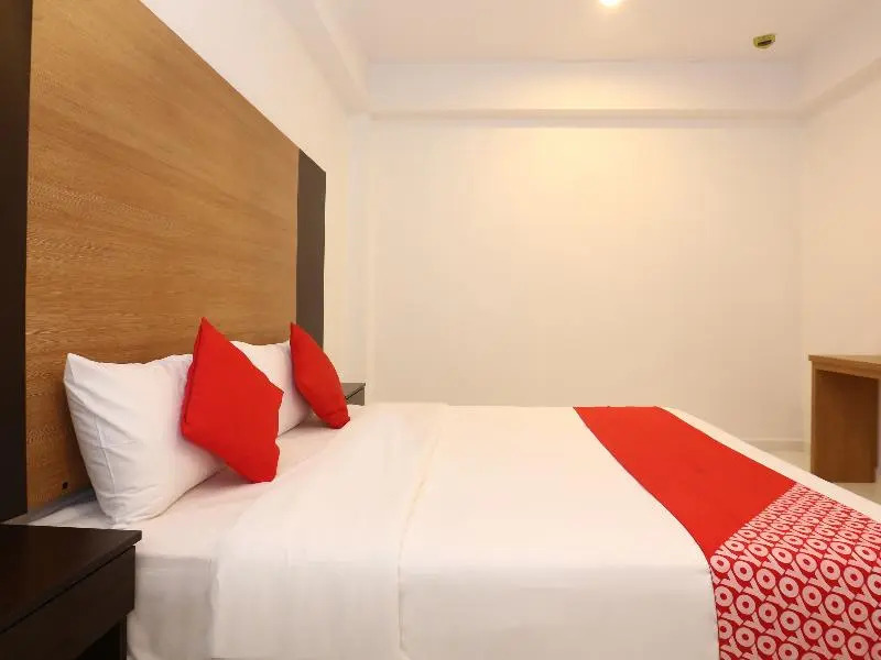 DZ Residence Guest House by OYO Rooms