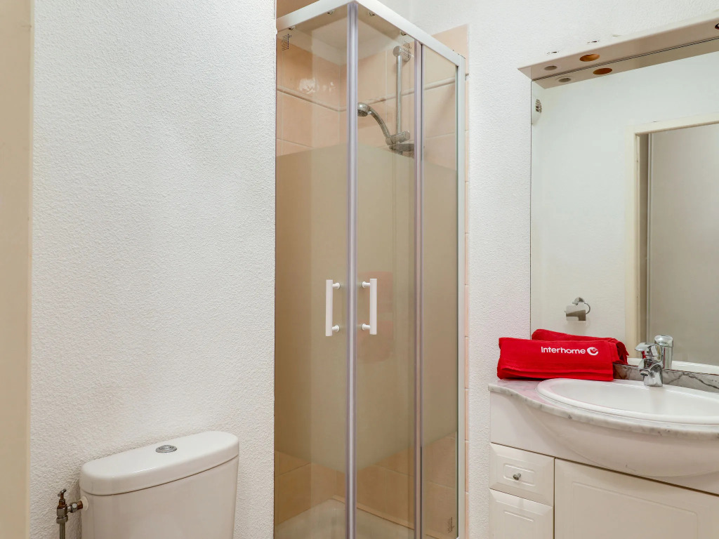 Holiday Home Le Mas dEsquières 7 by Interhome