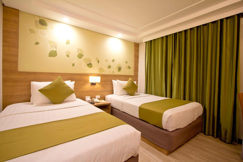 Crown Regency Hotel Makati
