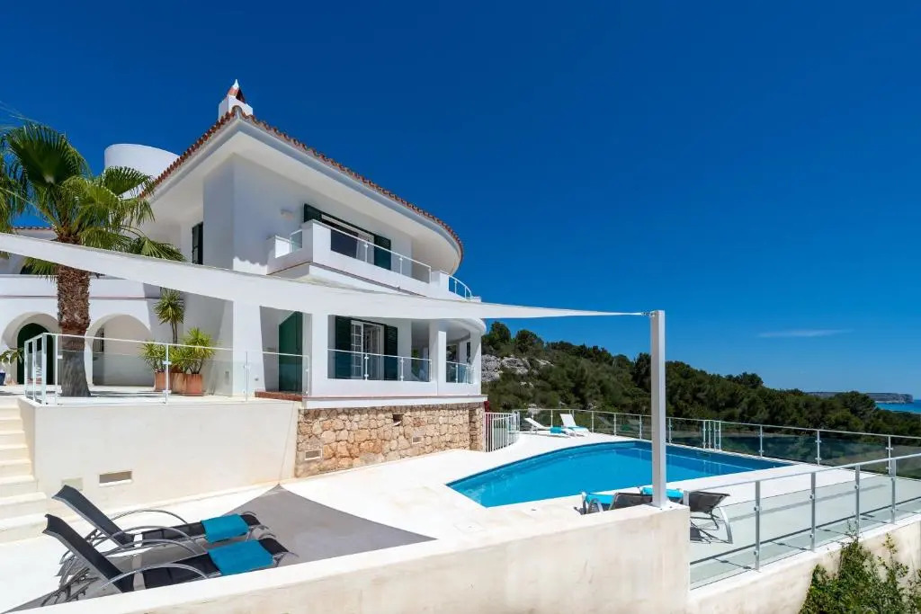 Villa Paraiso D14 by BookMenorcaVillas