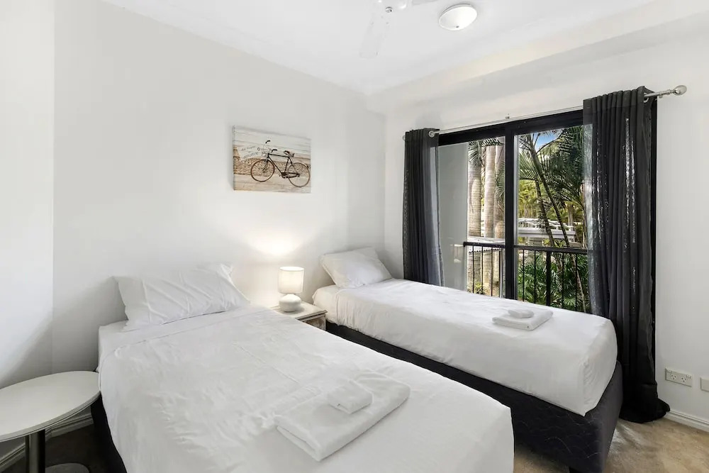 Stunning Ocean Views - Large 3 Bedroom