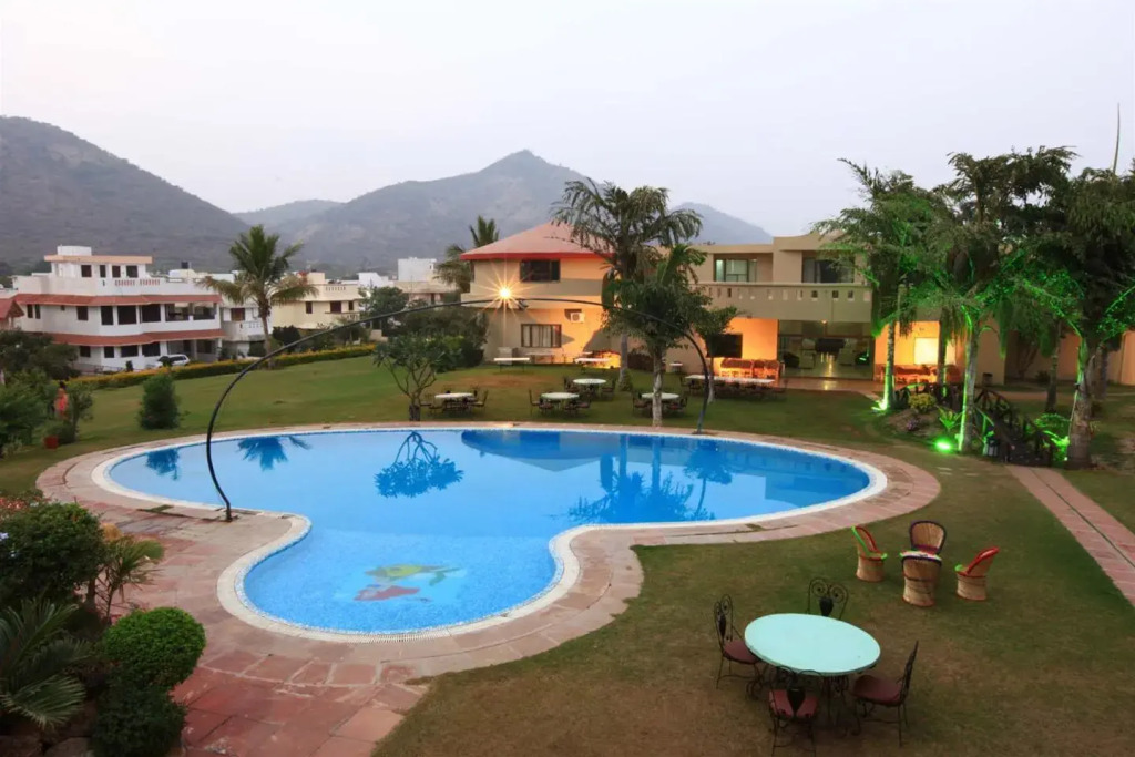 Jeevan Tara Club & Resort