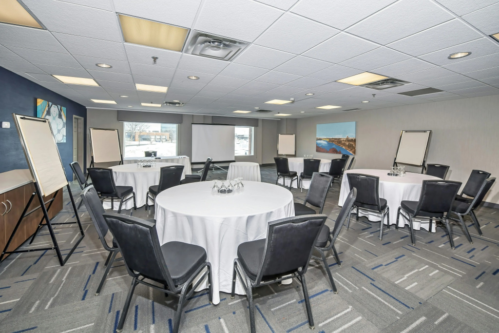 Hampton Inn by Hilton Ottawa Airport