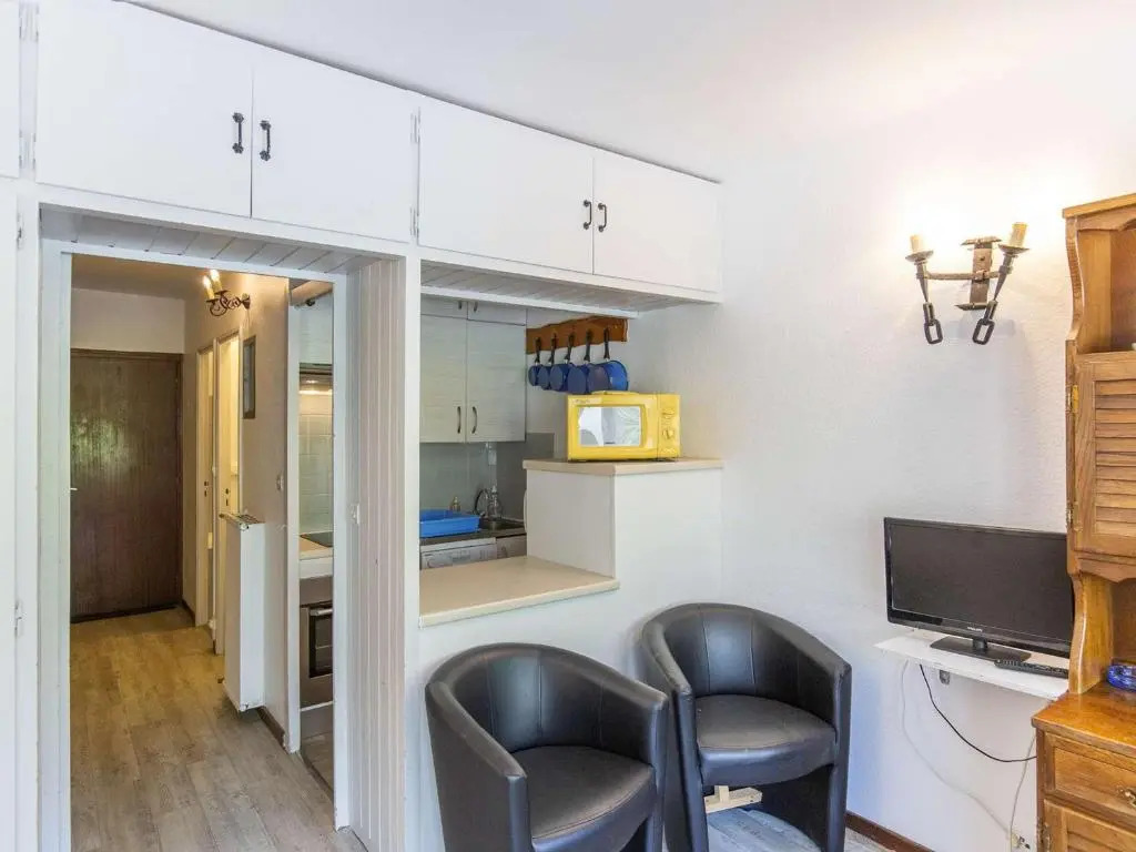 Appartement Gourette, 1 Pièce, 6 Personnes - Fr-1-400-54