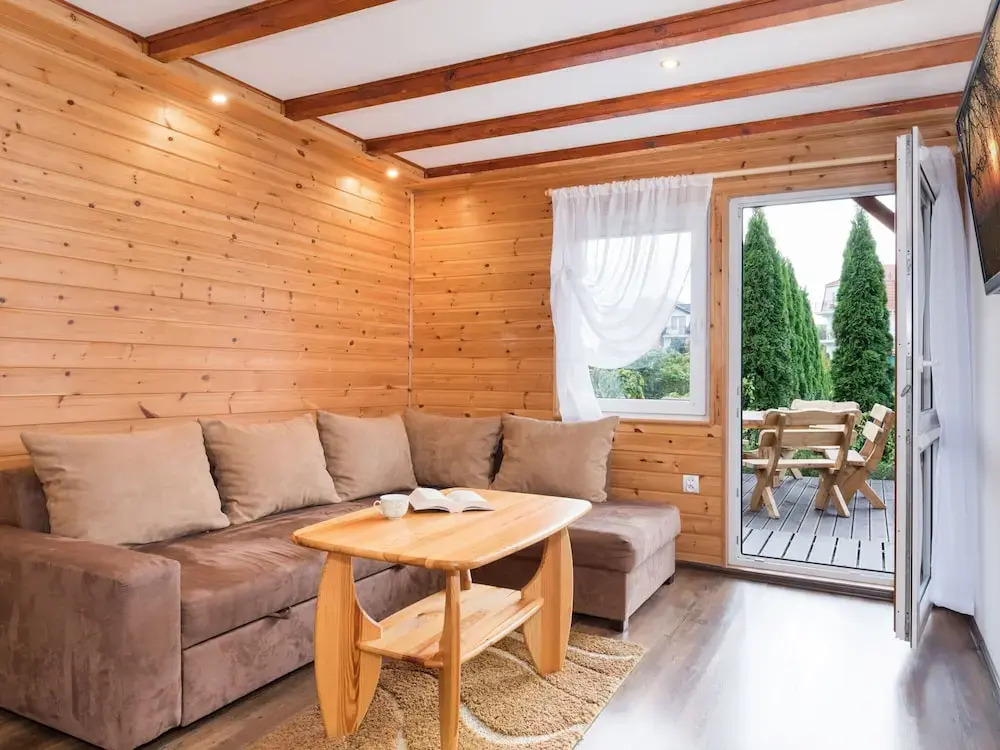 Comfortable houses with swimming pools, Rewal