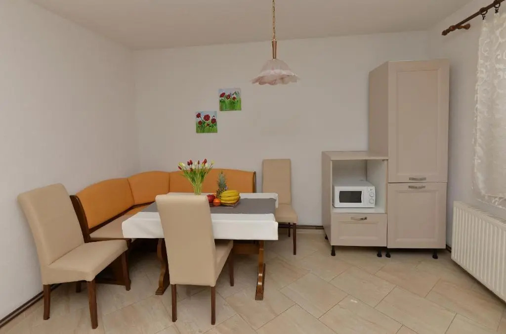 Ivana Apartments