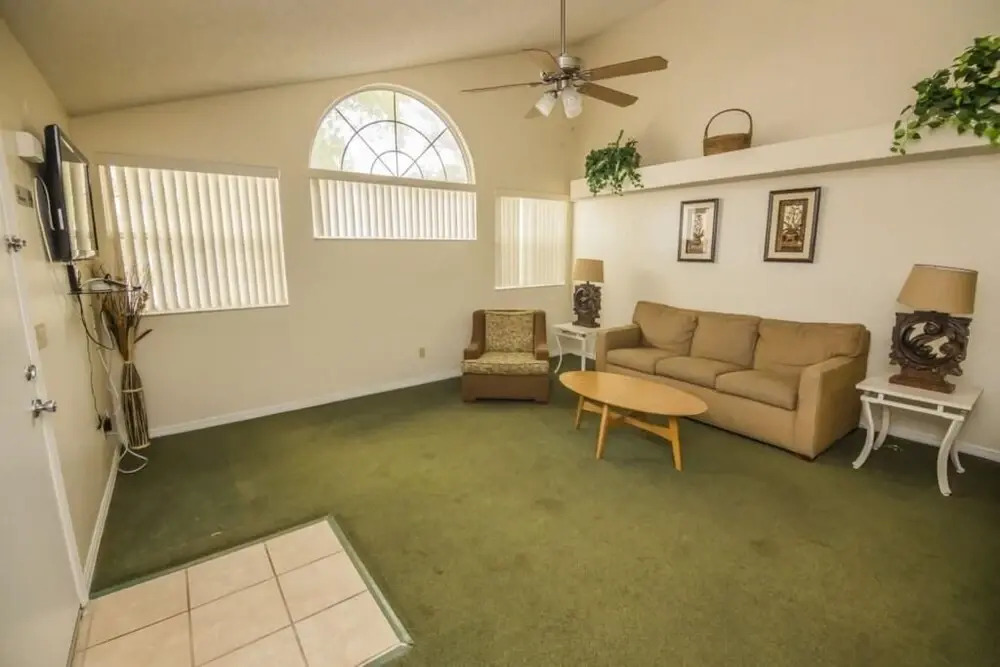 Dennis' Somerset Condo