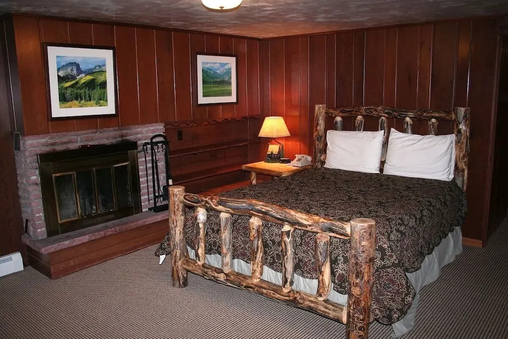 Timber Creek Chalets: 14 3 Bedroom Chalet