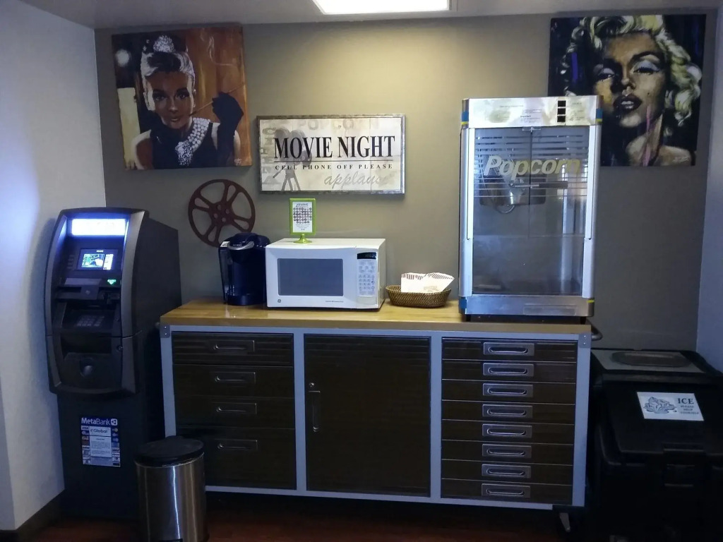 Quality Inn & Suites Escanaba North