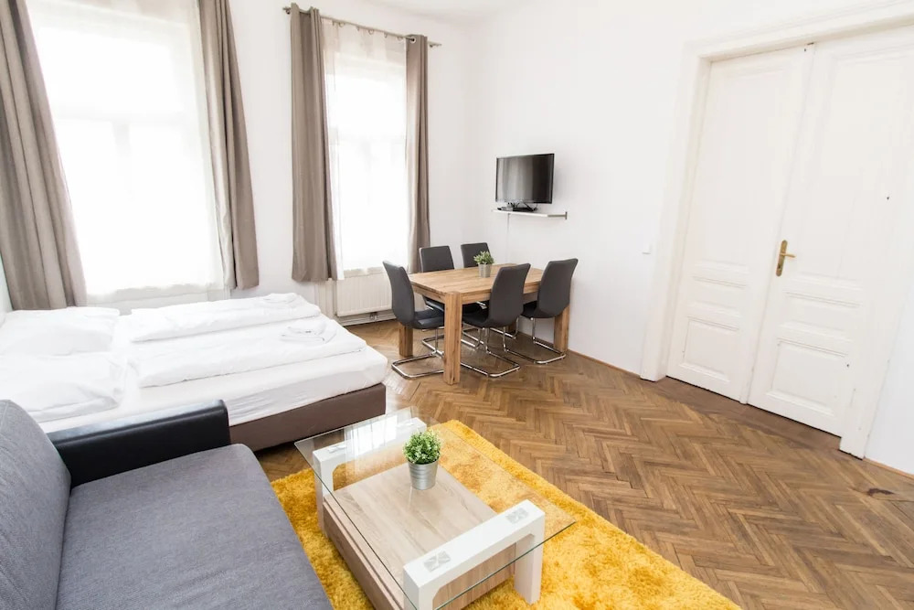 CheckVienna - Liechtensteinstrasse