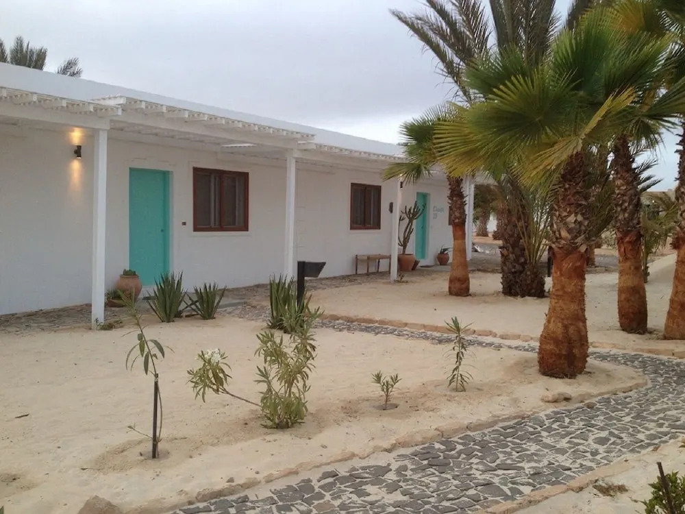 Parque das Dunas Village