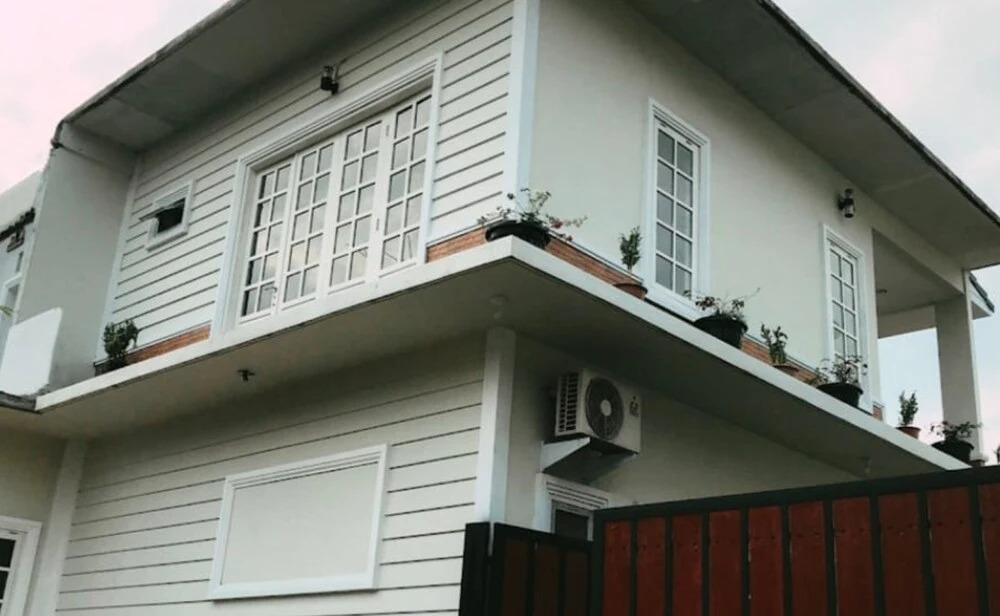 Lavatera Residence
