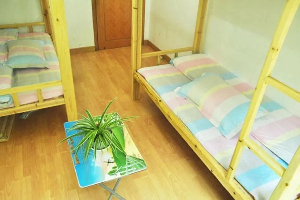 Guangzhou Pinyan Youth Hostel
