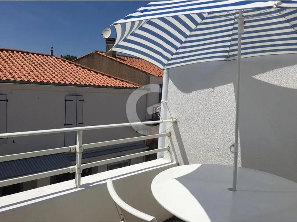 Appartement La Tranche-sur-Mer, 1 pièce, 2 personnes - FR-1-357-240