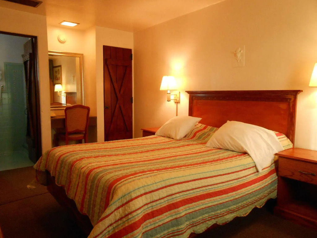 Sands Motel