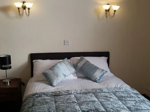 William IV Hotel