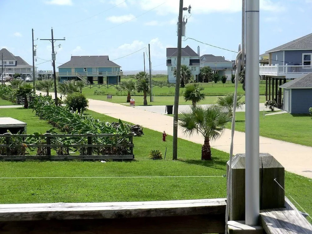 Wine Down 3 Bedrooms 2 Bathrooms Home