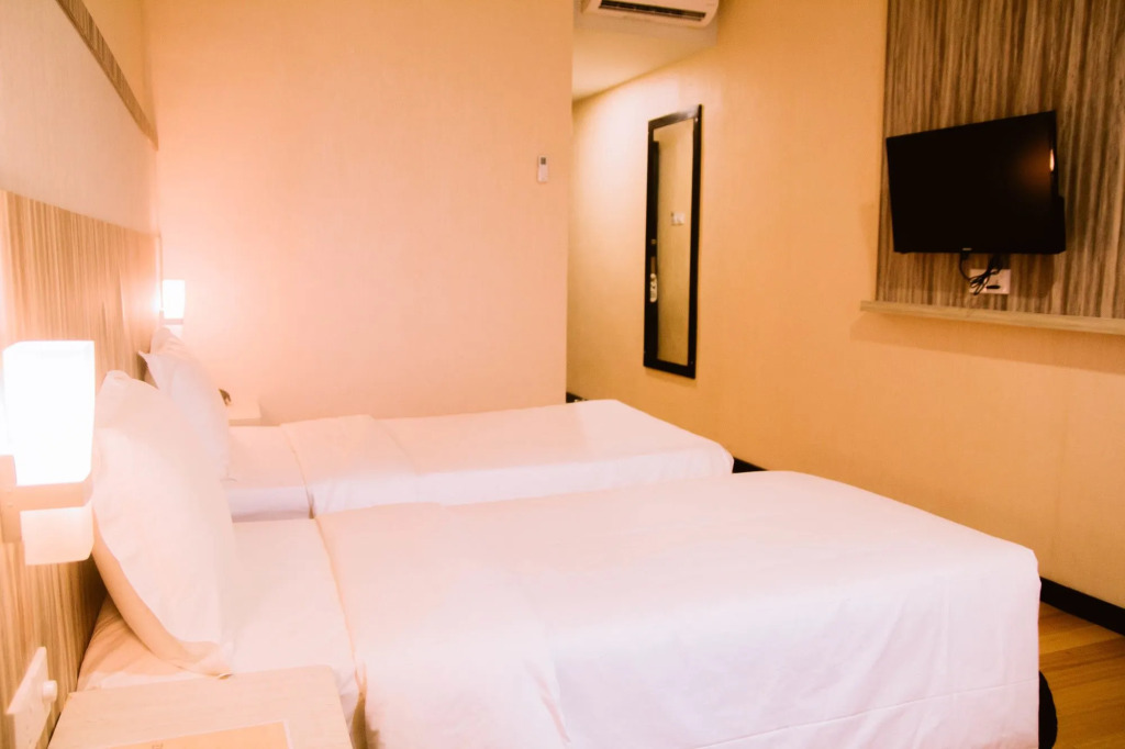 The Golden Bay Hotel Batam