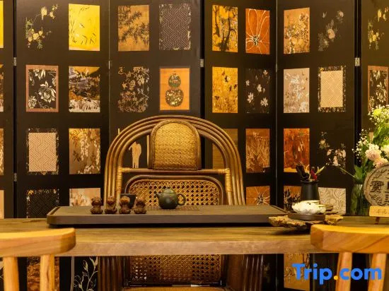 Shanyu Jin · Mans Mance · Snow Mountain Scenic Hotel