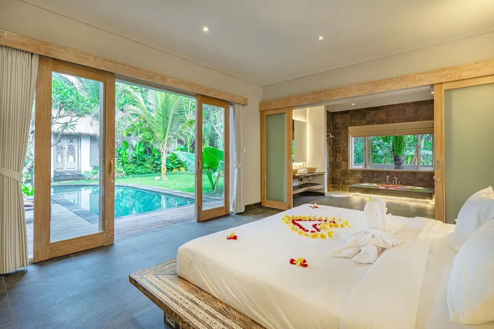 Brand New luxury 3BR Villa Ethnic Ubud #2