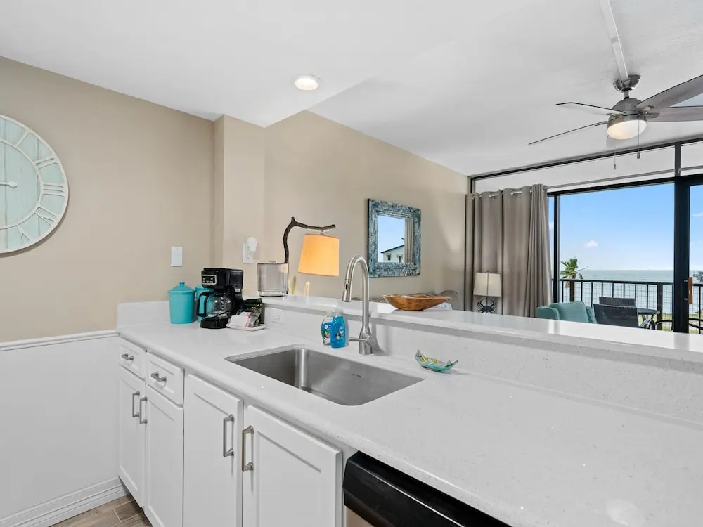 Laguna Reef Condos by VTrips