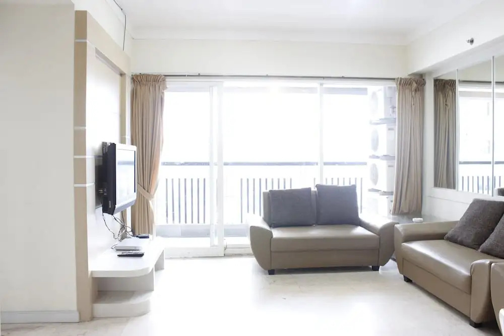 Newly Renovated 3BR with Smart TV Braga City Walk Apartment By Travelio