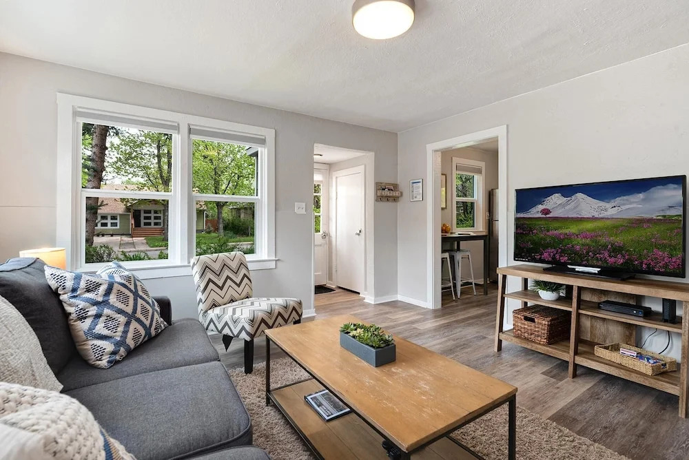 Charming Old Town Bungalow w/ FREE Cruiser Bikes
