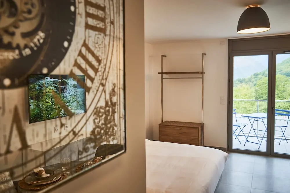 Pure Thermal Residence