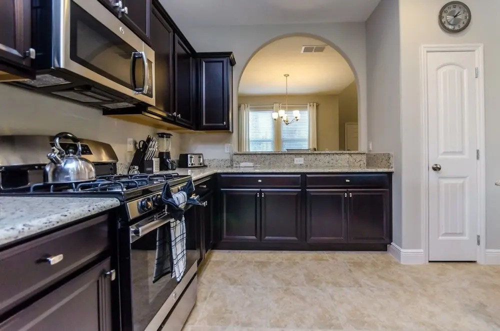 Amazing House! - Solterra - 5299WW
