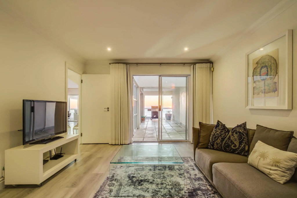 Modern Camps Bay Villa With Sea Views and Private Pool A on the Bay