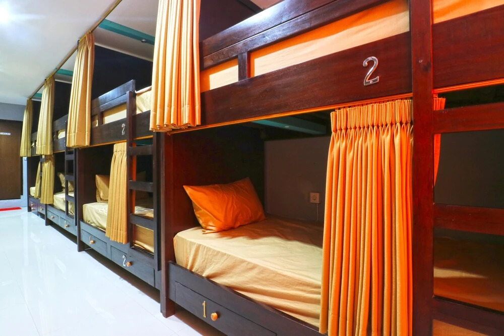 Raja Rani Hostel