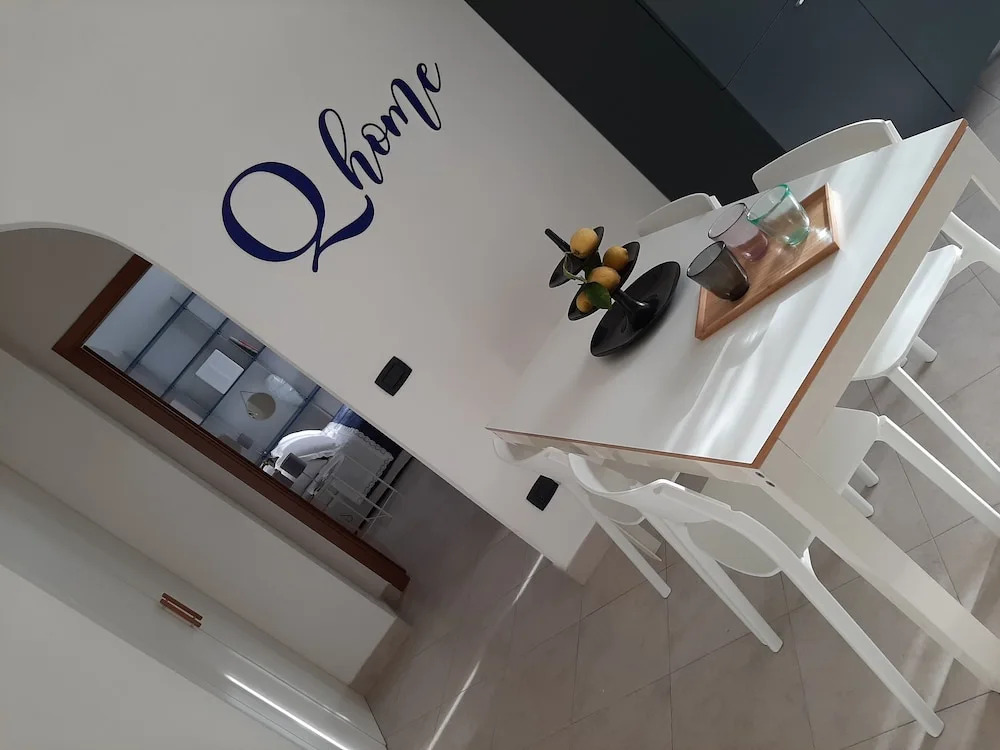 Qhome Smart