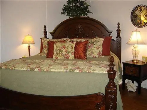 Saragossa Inn