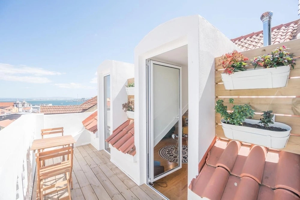Rooftop Apartment
