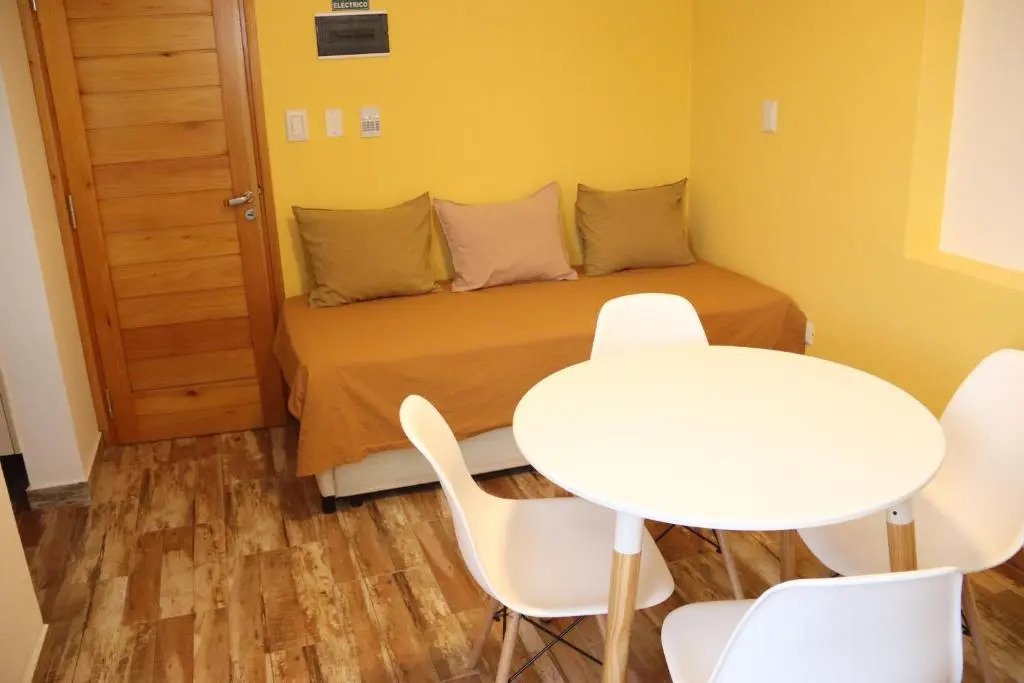 Los Naranjos Apart Hotel