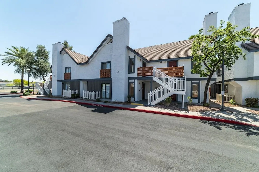 Metro Phoenix Extended Stay