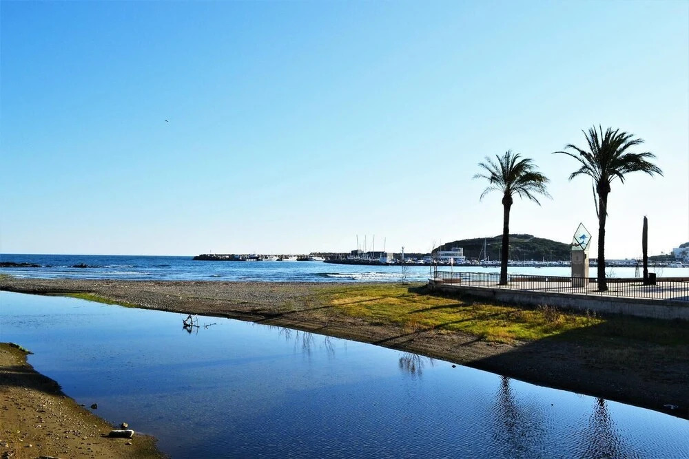 Port Mestral 1