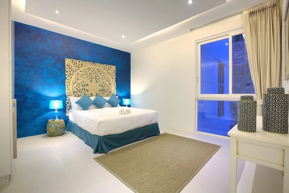 Serene Penthouse